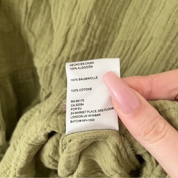 Urban OUTFITTERS | Kendra Button Front Romper Green Size Small - Picture 9 of 10